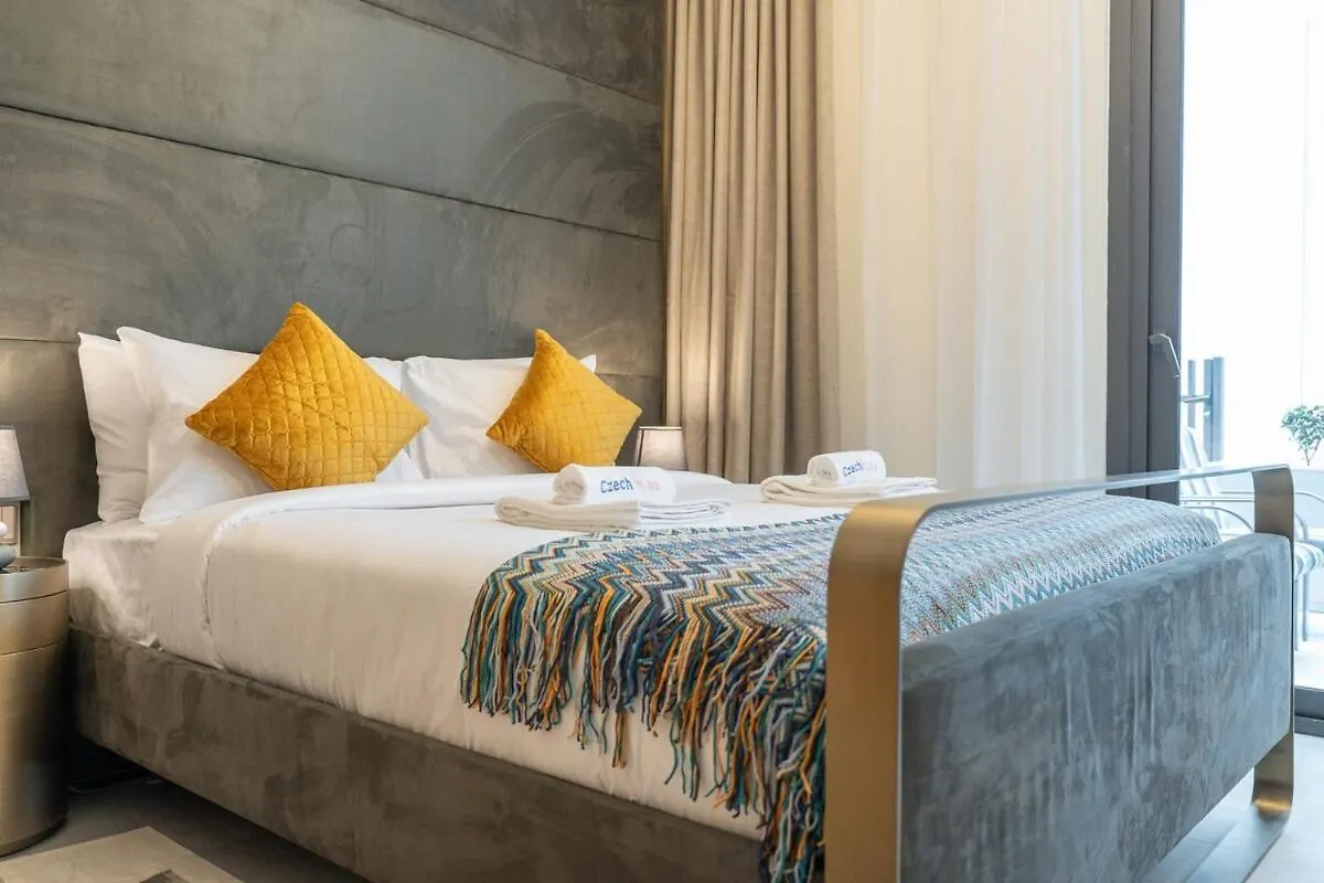 Modern Studio By Czechin Jvc Prime Location Dubai United Arab Emirates