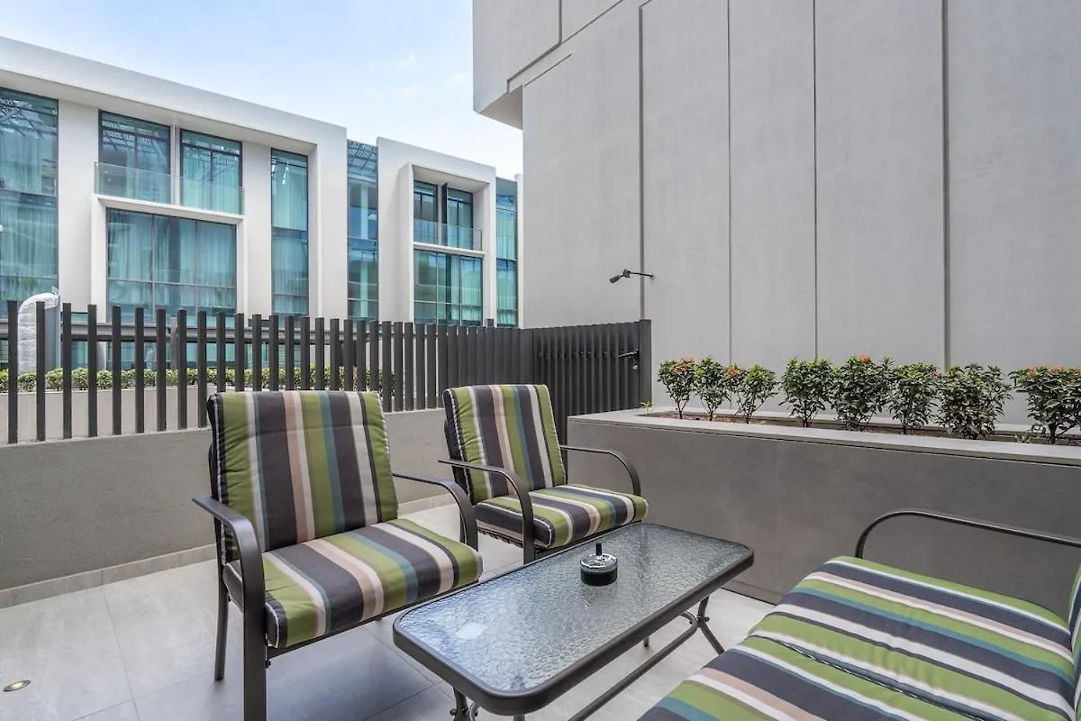 Modern Studio By Czechin Jvc Prime Location Dubai United Arab Emirates