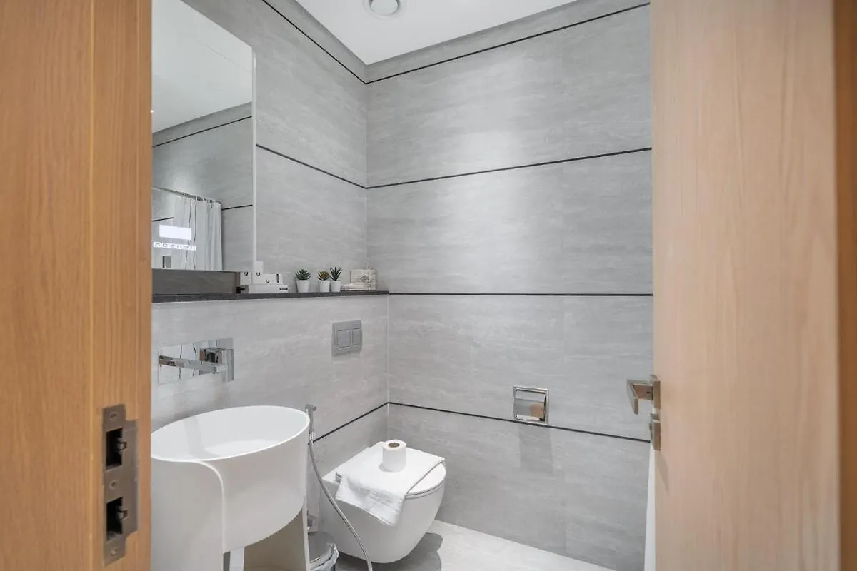 Apartment Modern Studio By Czechin Jvc Prime Location Dubai