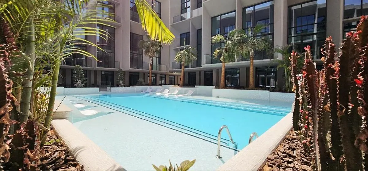 Modern Studio By Czechin Jvc Prime Location Dubai United Arab Emirates